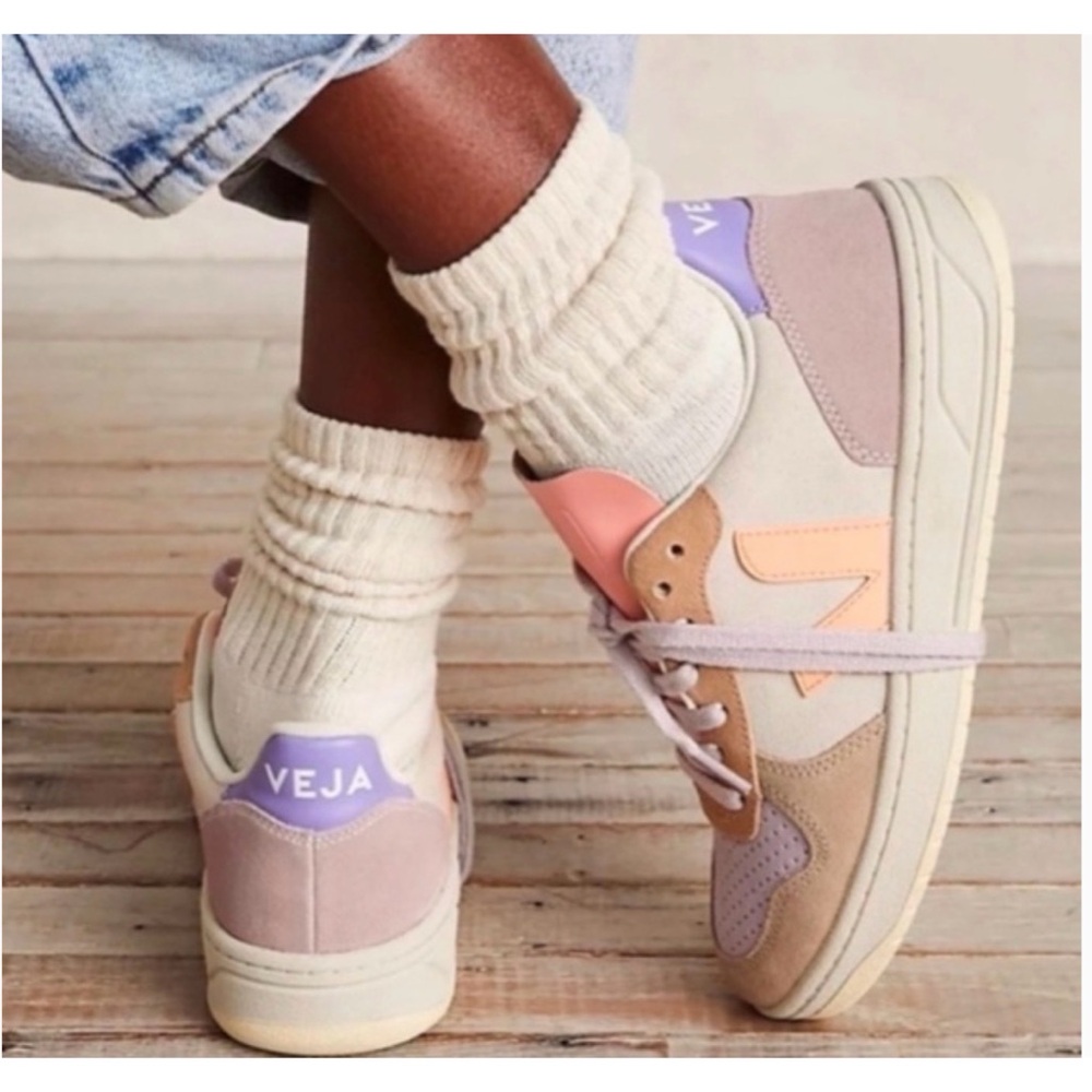 VEJA V-10 PEACH Pastel Multicolor V-10 Low Top Sneakers Fashion Shos US 9.5
